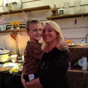 Meet your Posher, Lisa